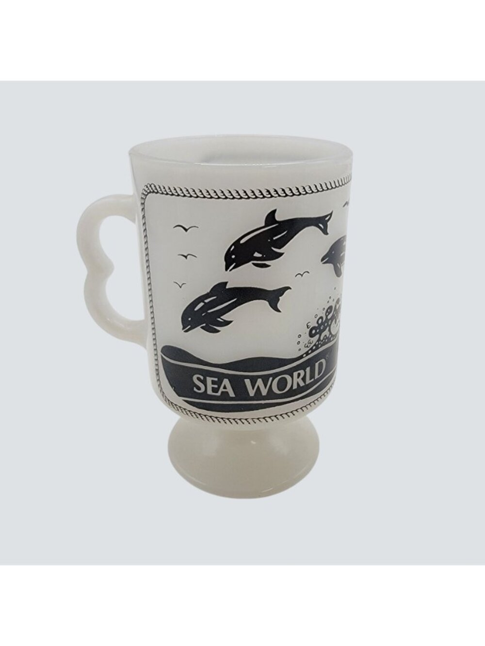 Vintage Sea World Footed Milk Glass Mugs Set Of 2 With Orca Whale Design - Picture 4 of 9